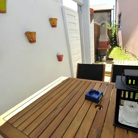 Maison de 2 chambres a Volvic avec terrasse amenagee et WiFi Volvic